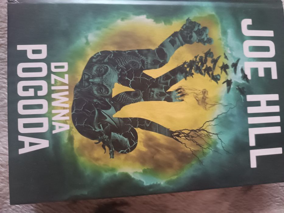 książka " Dziwna pogoda"