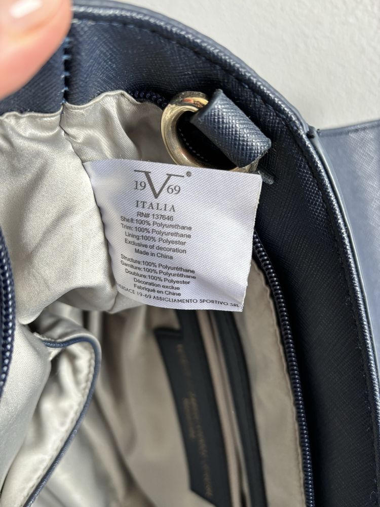 Torebka Versace - kuferek