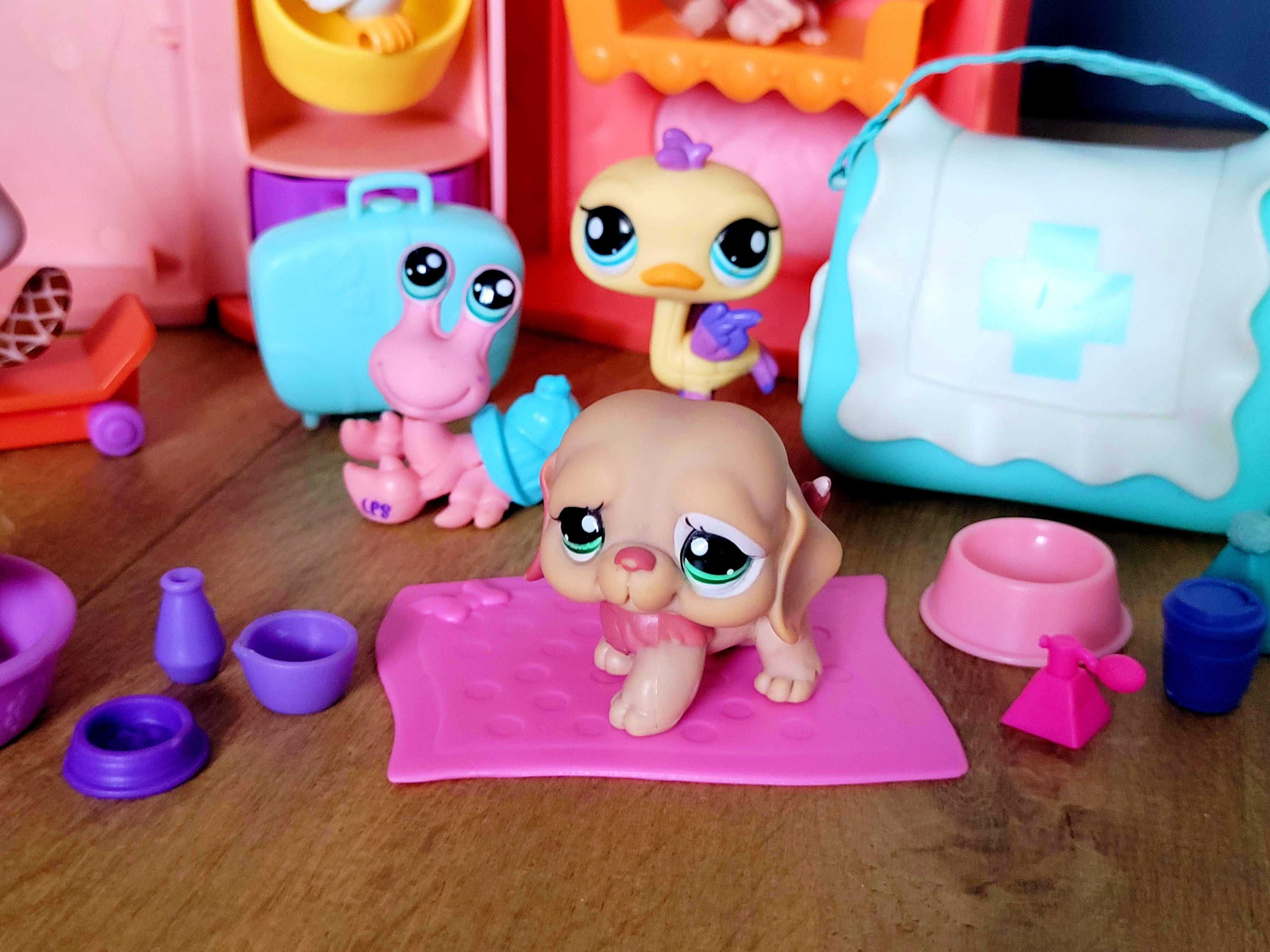 LPS Littlest Pet Shop zestaw figurek + domek dodatki akcesoria