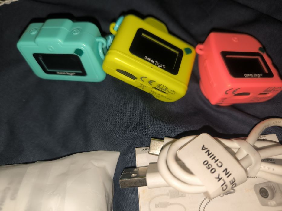 Mini câmera canal toys