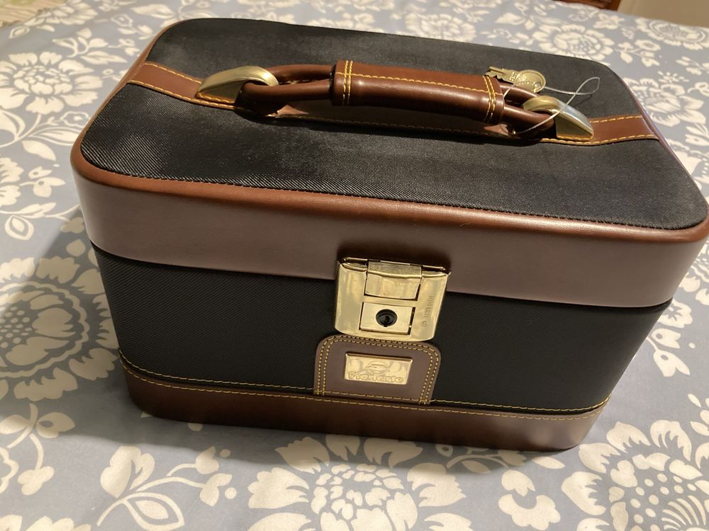 Baú tipo necessaire