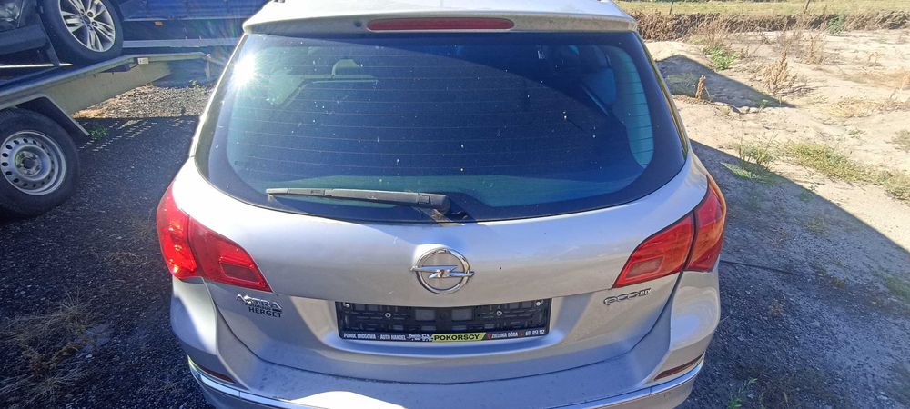 klapa tył tylna opel asta J lak z176