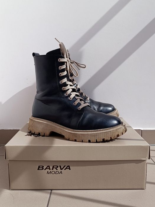 Жіночі зимові шкіряні чорні черевички 39 розмір