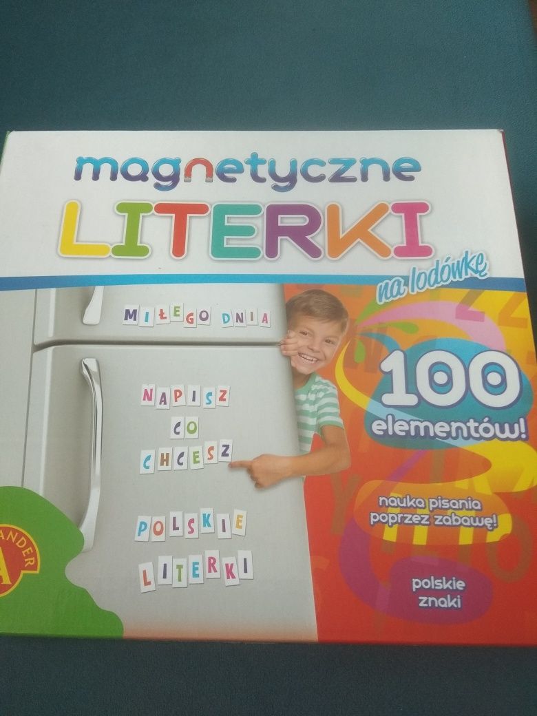 Nowe magnetyczne literki na lodówkę