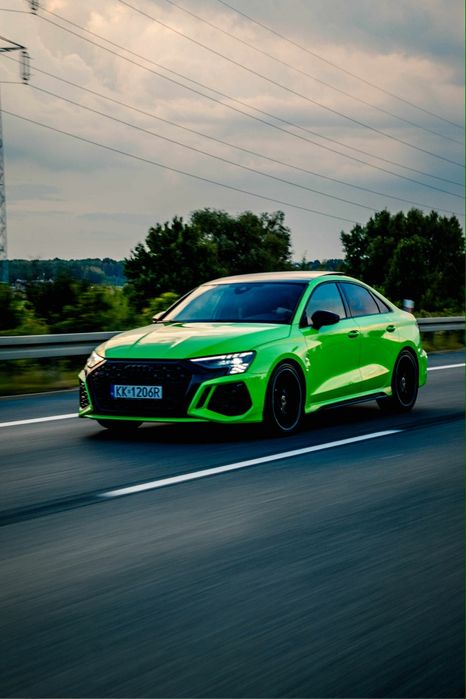 Wypożyczalnia samochodów Audi RS3 wynajem rent a CAR auto do ślubu