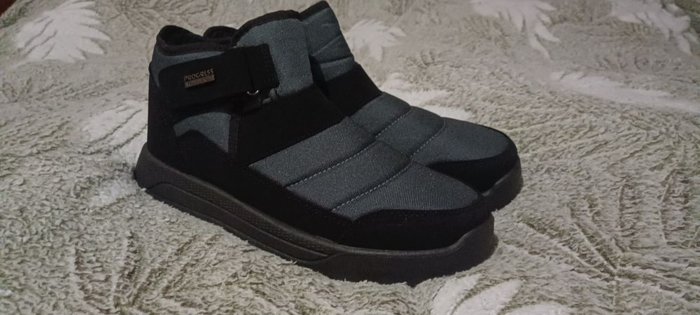 Зимові чоловічі черевики