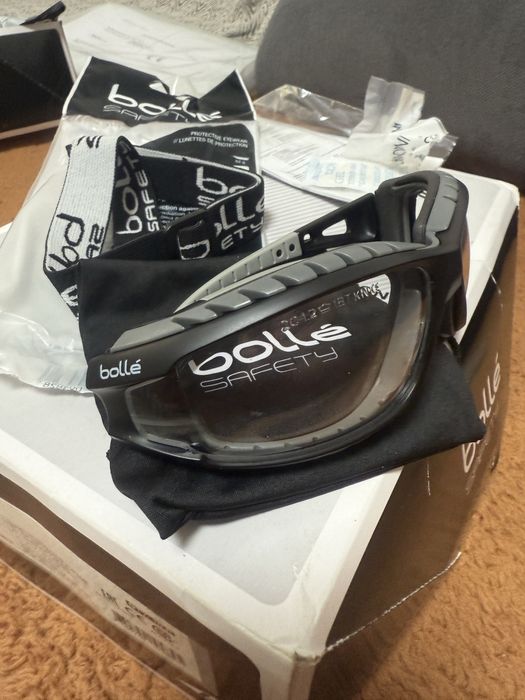 Bolle okulary ochronne nowe