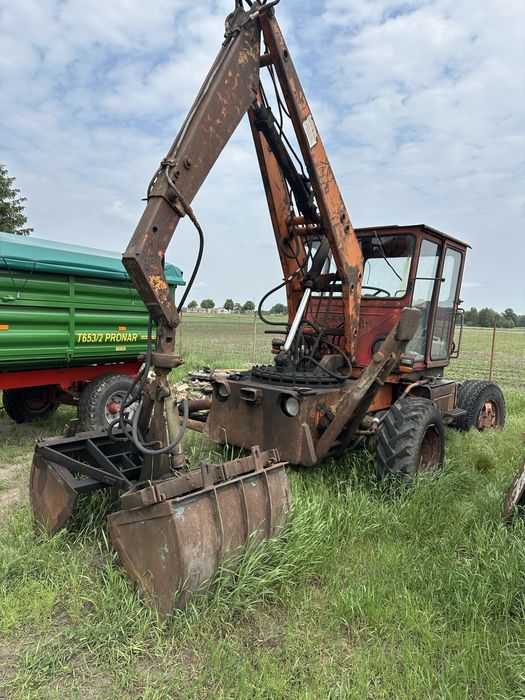 Tih 445 Wszystkie częsci silnik skrzynia pompa