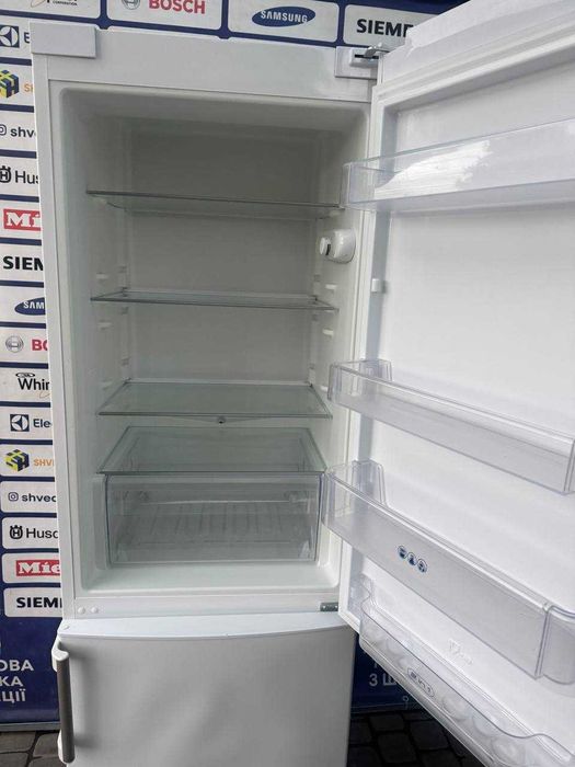 Холодильник б/в Whirpool 185см Білий Крапельний #07469