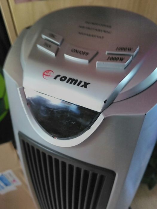 Romix CEH50 wentylator -grzejnik w jednym oscylacyjny obrotowy wiatrak