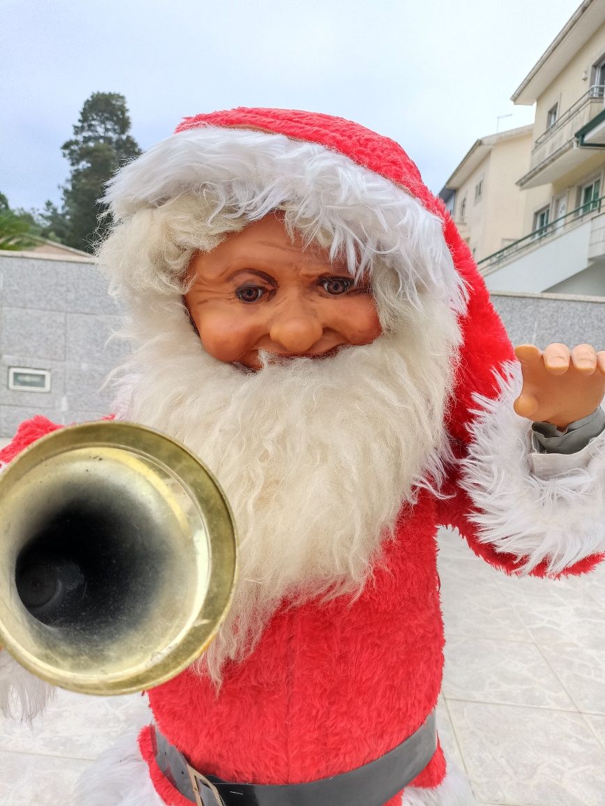 Pai Natal dançante elétrico