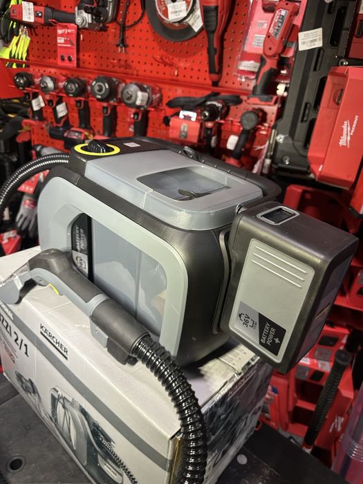 Миючий пилосос акумуляторний Karcher Puzzi 2/1 Bp комплект