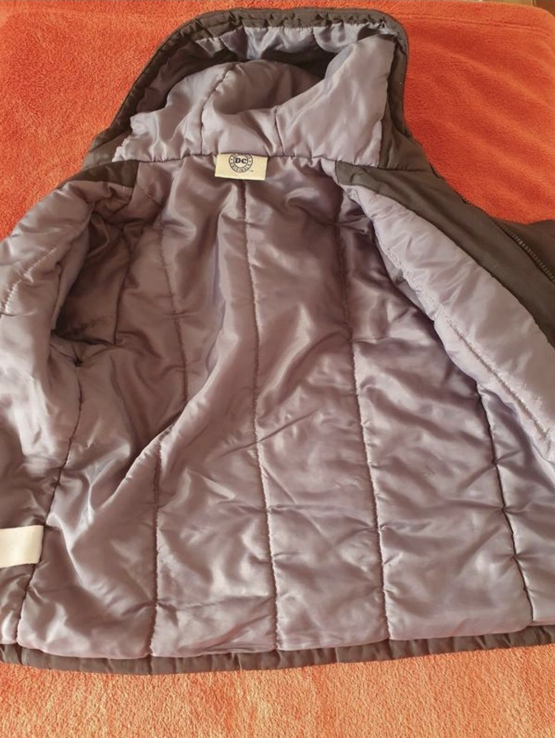 Демисезонная курточка на мальчика 7-8 лет