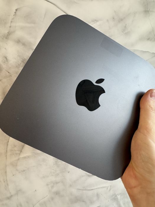 Mac mini 2018 i5- 8500b 3.0GHz 16gb Ram 512ssd