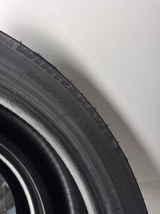Шини 2шт. R17 205/50 (93V) 8мм FireStone Winterhawk 3 2016
