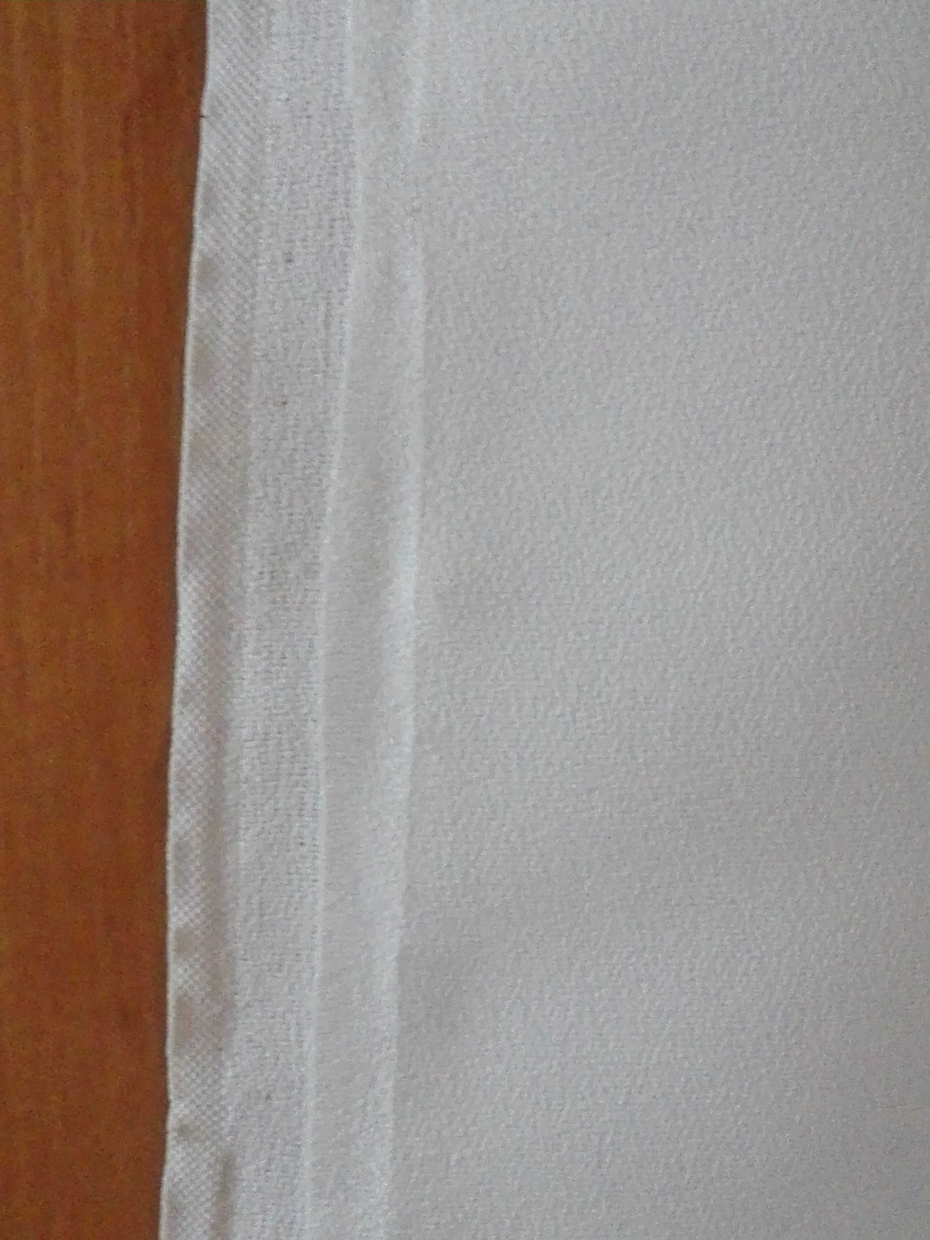Kupon białej żorżety, nowy: 198x94 cm
