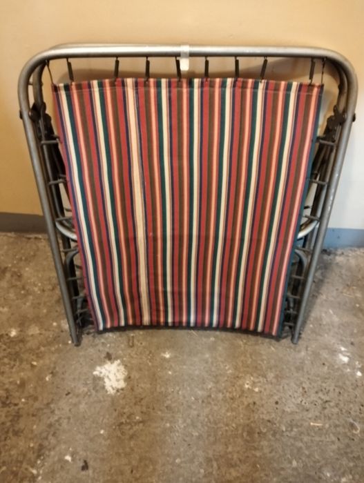 Łóżko polowe składane