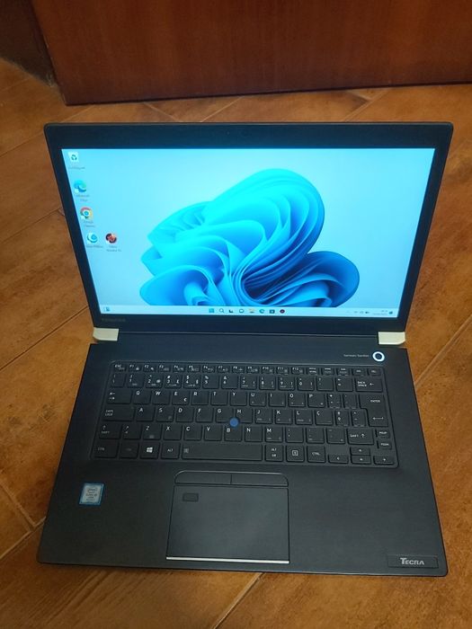 Portátil Toshiba Tecra X40-d - intel i5 - 12GB