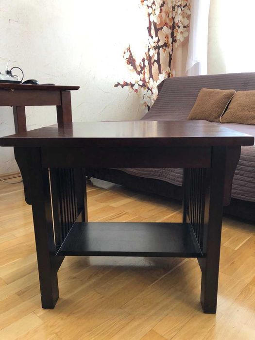 Продам вьетнамский журнальный столик из натурального тика