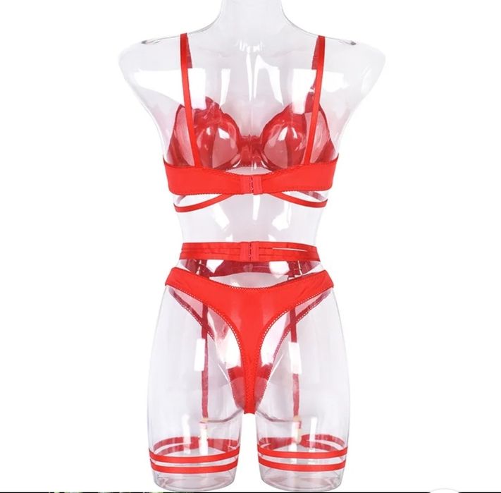 Эротический сексуальный комплект бюстгальтер трусики стринги прозрачны