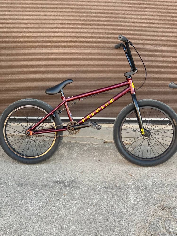 BMX premium cherry