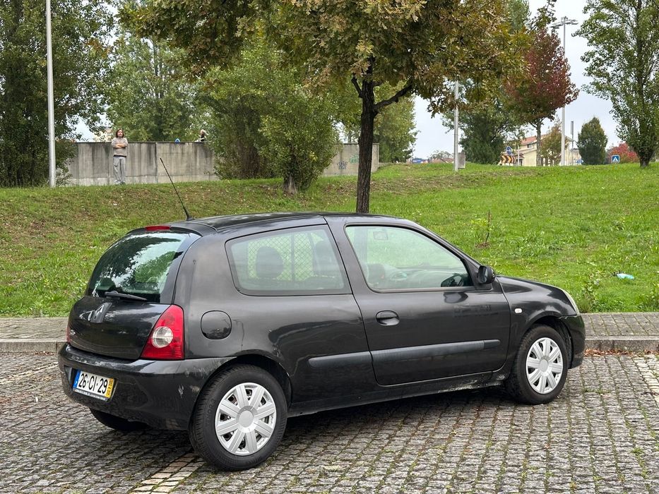 Renault Clio Van 1.5 dci revisoes todas na marca