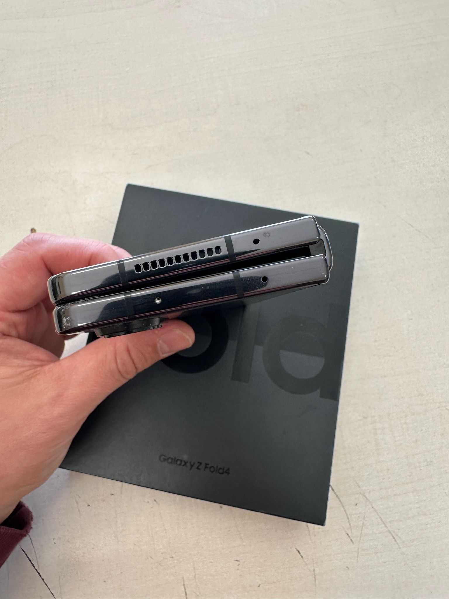 Samsung Galaxy Z Fold 4 12/256GB Czarny Górna Wilda 72