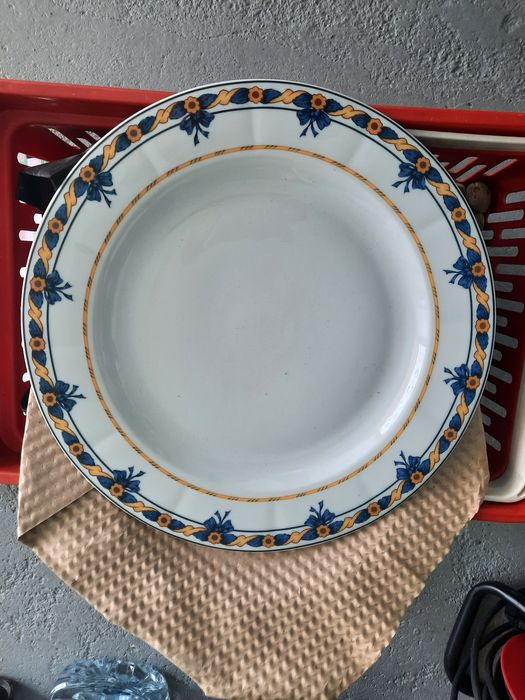 Travessa e prato vista alegre