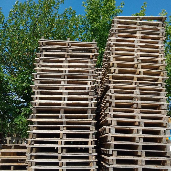 Palety drewniane 120#120 cm