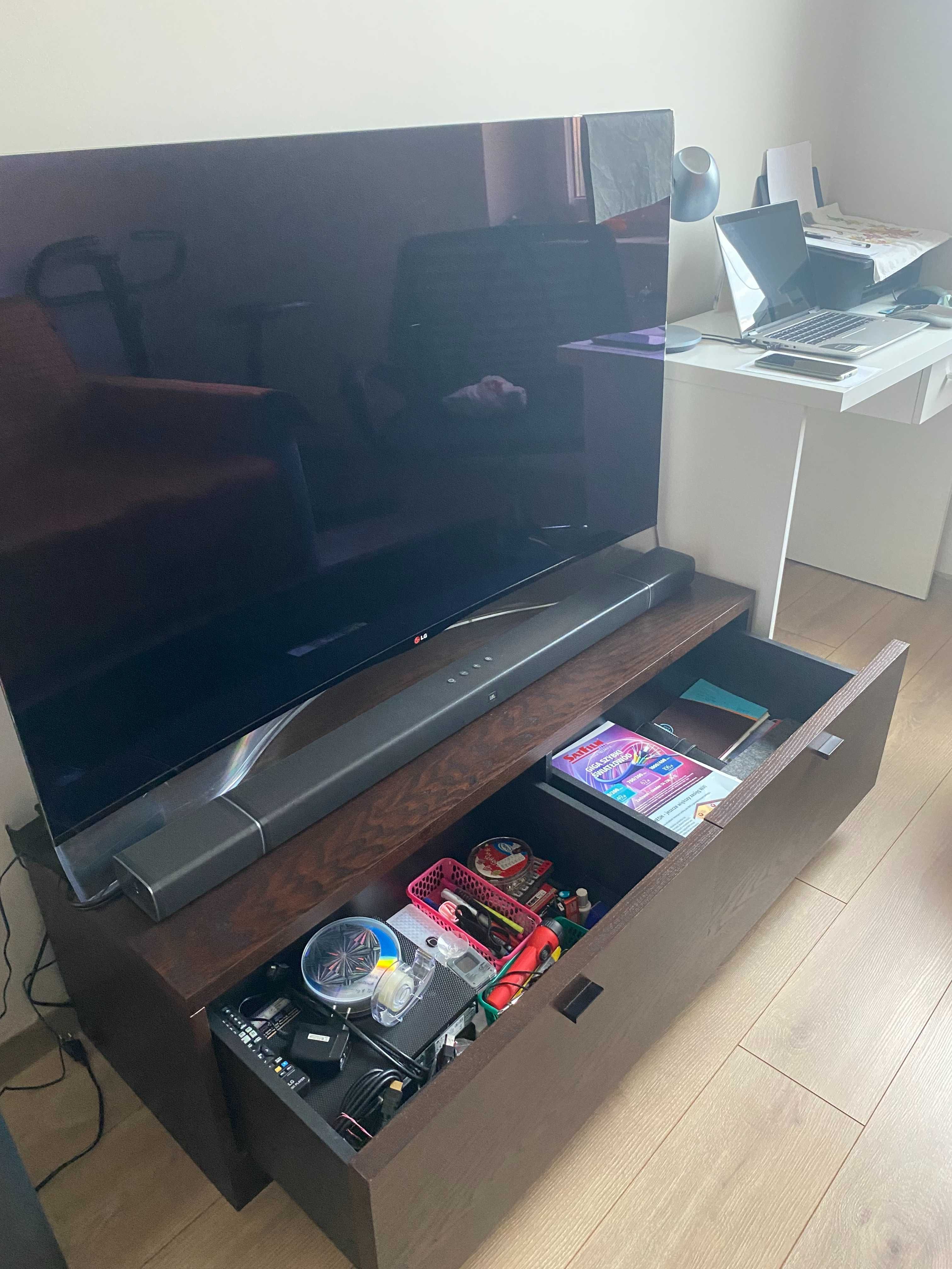 Solidny gabinet (stolik) pod TV,i sprzęt audio.