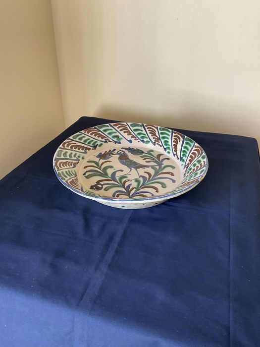 Prato faianca figura ave