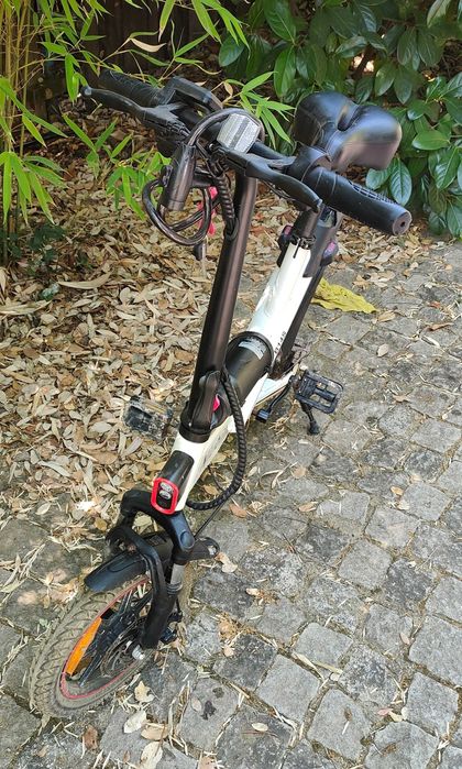 Bicicleta Elétrica Dobrável Niubility B14s – Compacta e Prática