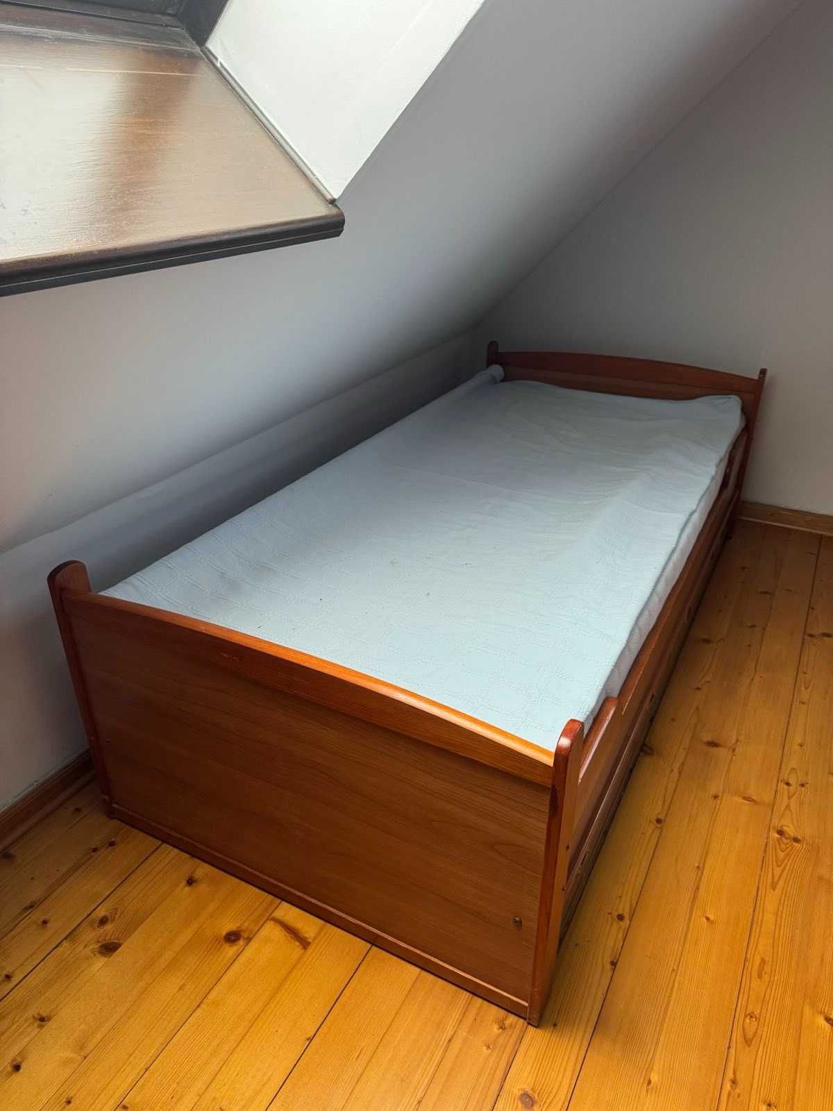Łóżko oraz biurko z jednego kompletu VOX meble
