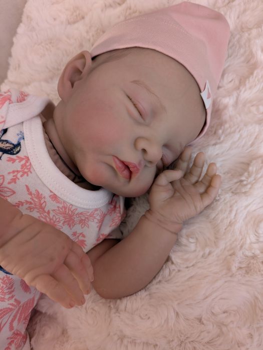 Śliczne maleństwo w typie Reborn