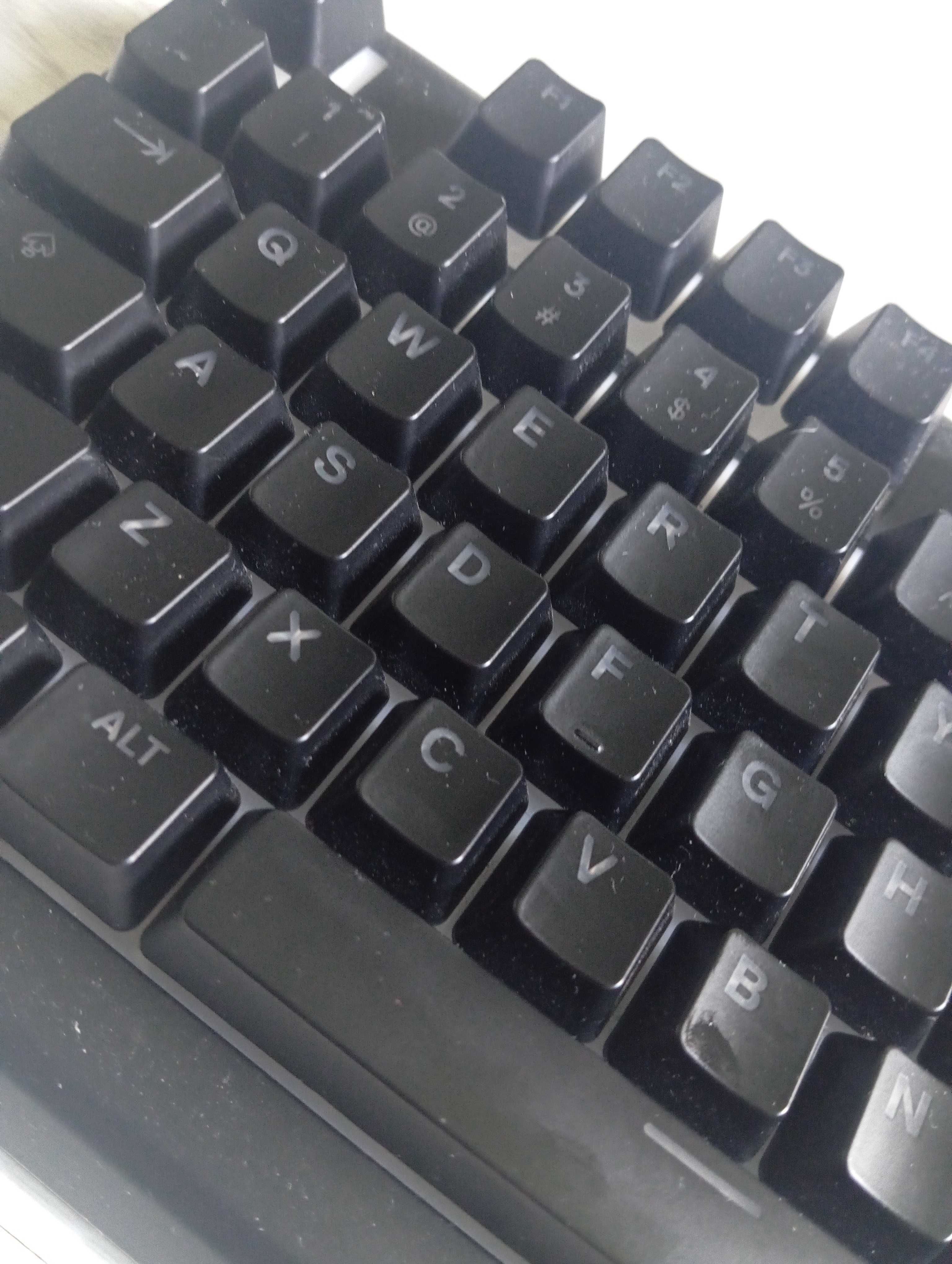 SteelSeries Apex 3 TKL – RGB, wodoodporna, oryg. pudełko, stan bdb!