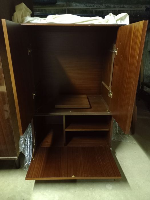 Armário para TV ou aparelhagem
