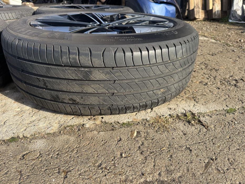 RENAULT Scenic E-Tech V 5 Koła alu felgi 205/55 R 19  403002,266R