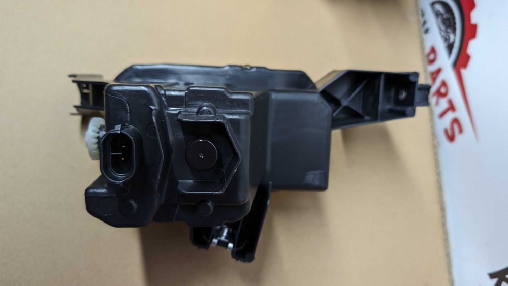 Протитуманна фара Subaru Outback B16 2020-