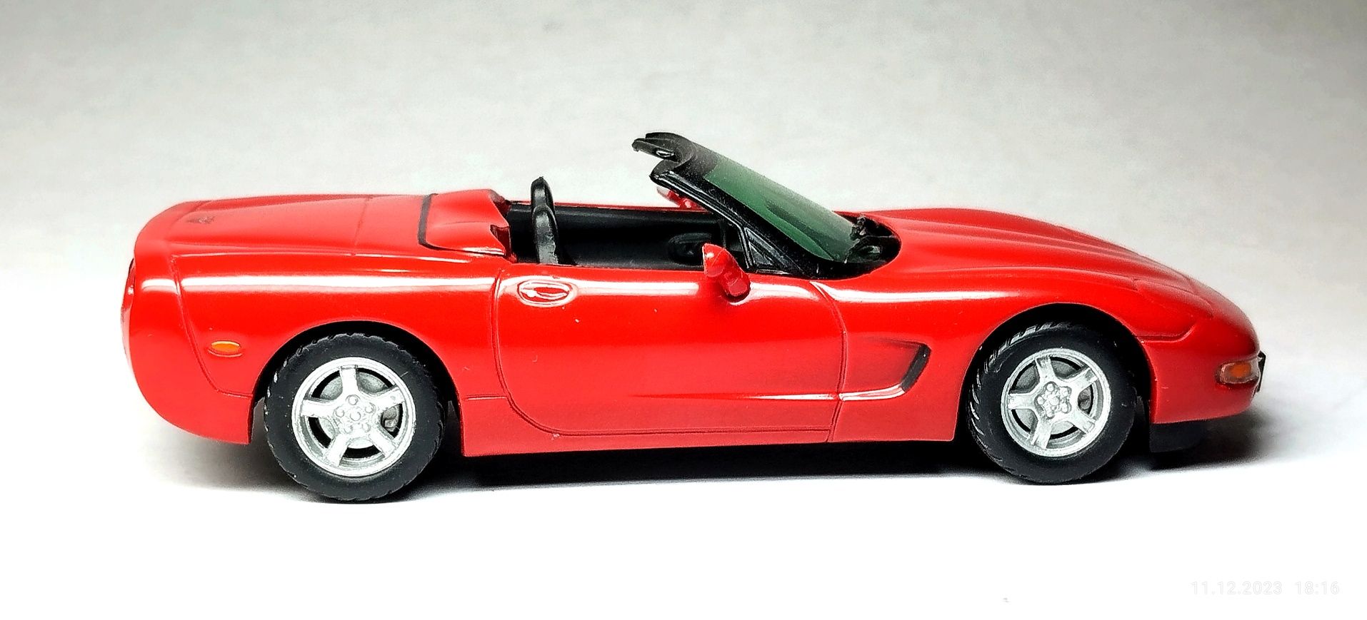 Chevrolet Corvette cabrio 1998 Vitesse 1/43 модель