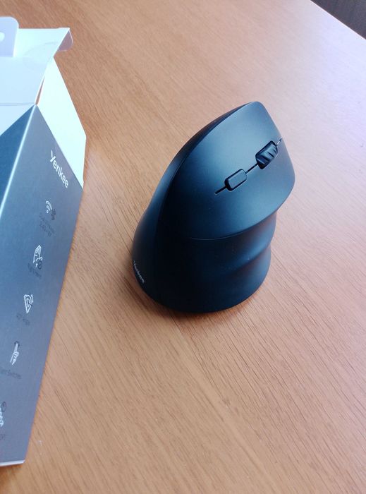 Ergonomiczna mysz pionowa Yenkee YMS 5060R