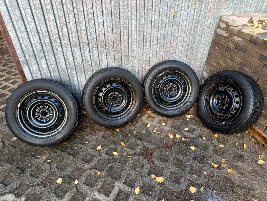 Koła stalowe Toyota 5x100 6J15 ET39 opony Kleber Krisalp 195/60