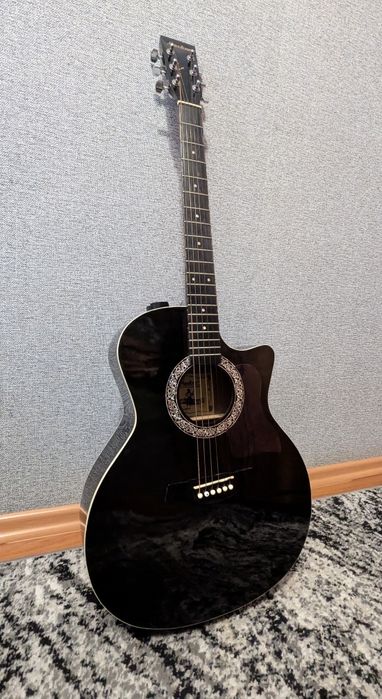 Акустична гітара Maxtone WGC-400TBK