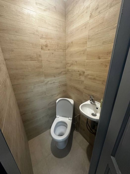 Оренда приміщення 90 м2 з прохідністю людей