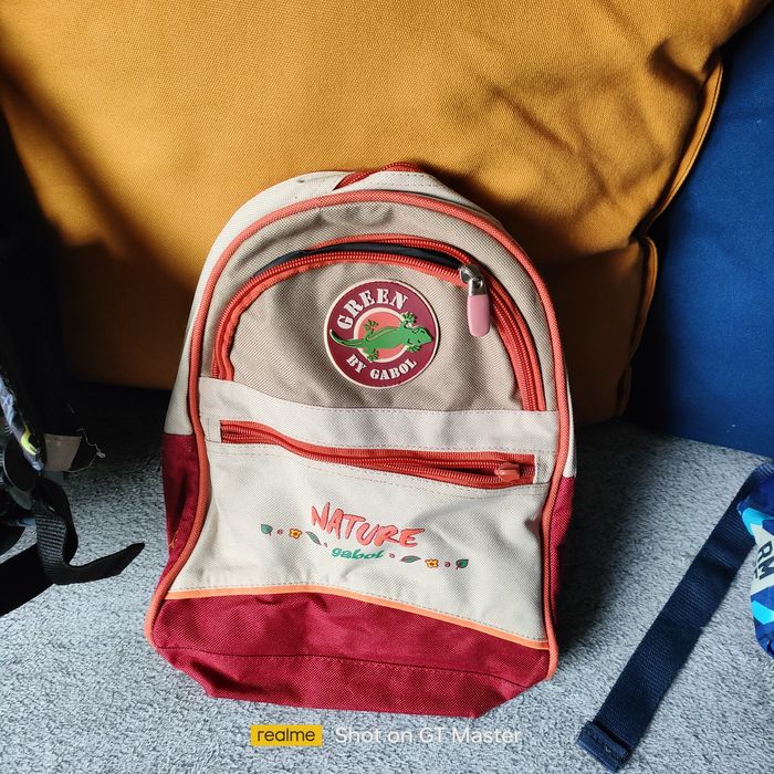 Oddam mały  plecaczek