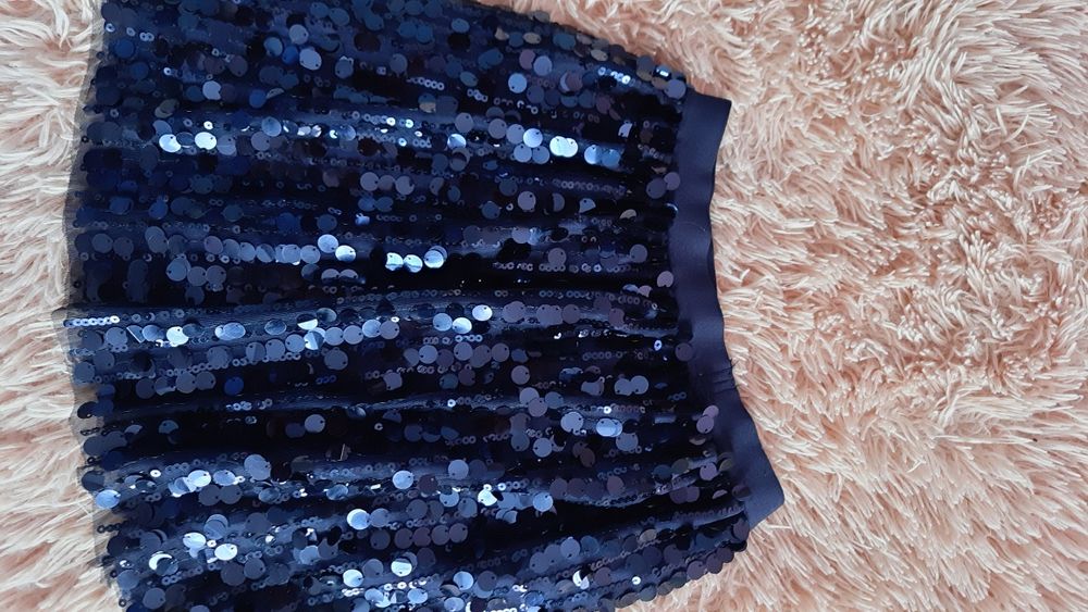 Spódniczka elegancka z cekinami 134-140 cm