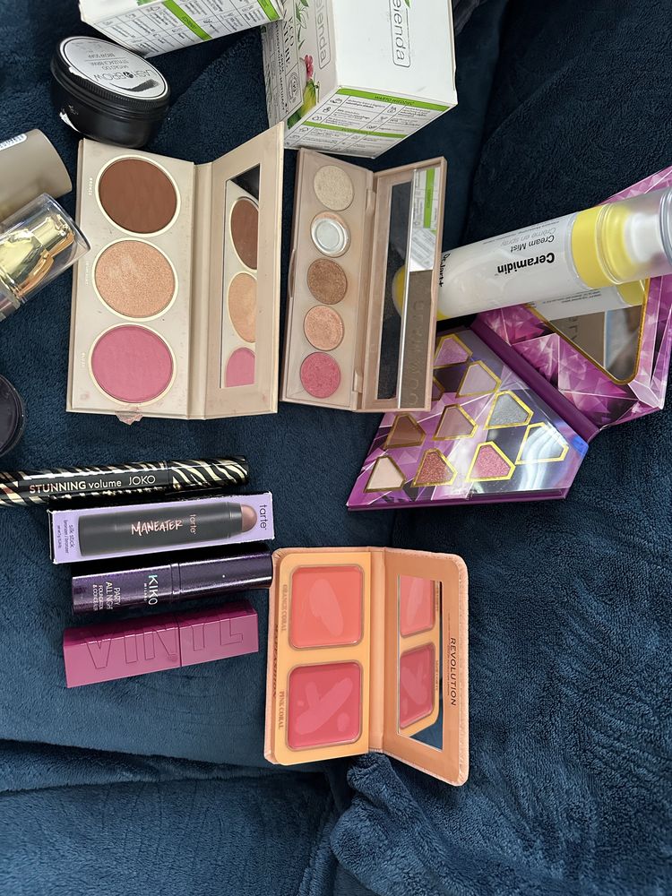 Zestaw kosmetykow dr Jart kiko douglas tarte lashbrow maybelline