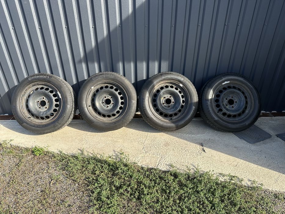 Комплект дисків з гумою Audi 5x112 r16 з шинами 205/60 r16