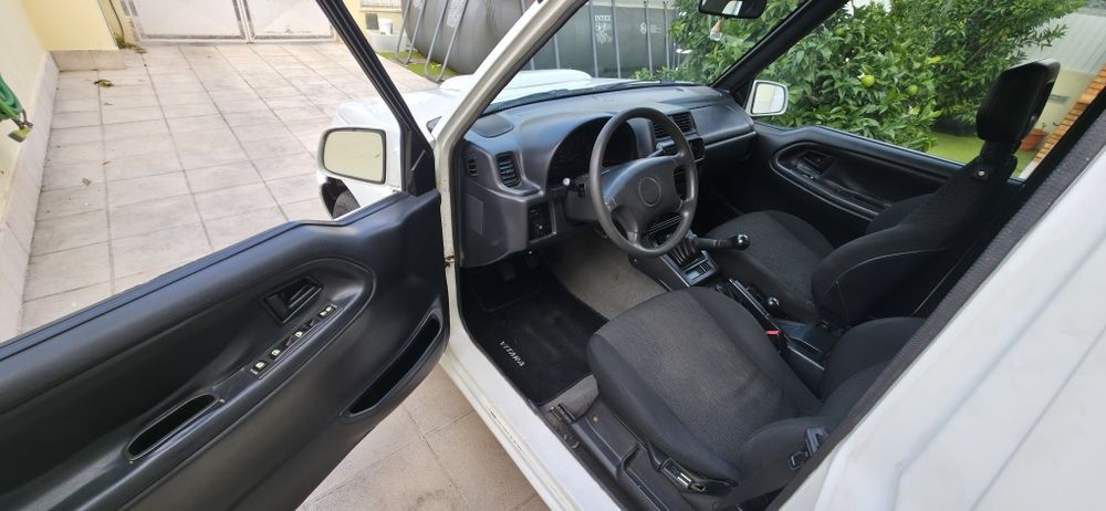 Suzuki Vitara descapotável Hard top