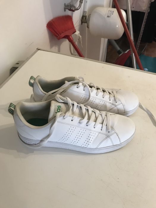 Ténis Adidas brancas 43/44