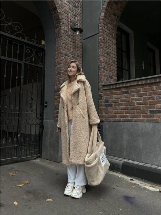 Шубка Теді бежевого кольору